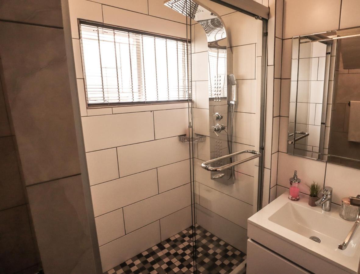 Menlyn Maine: The Exquisite Lunette Pretoria-Noord Zewnętrze zdjęcie