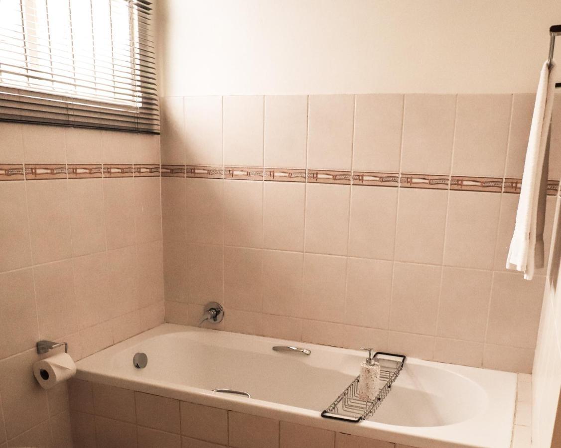 Menlyn Maine: The Exquisite Lunette Pretoria-Noord Zewnętrze zdjęcie