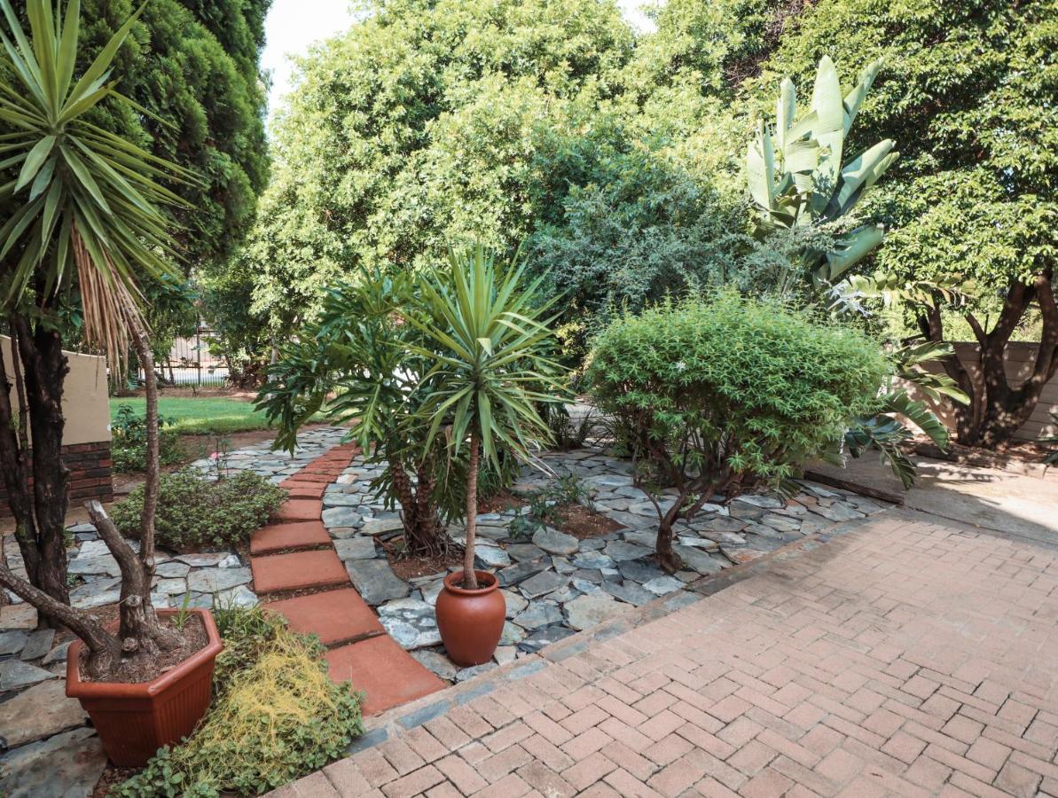 Menlyn Maine: The Exquisite Lunette Pretoria-Noord Zewnętrze zdjęcie