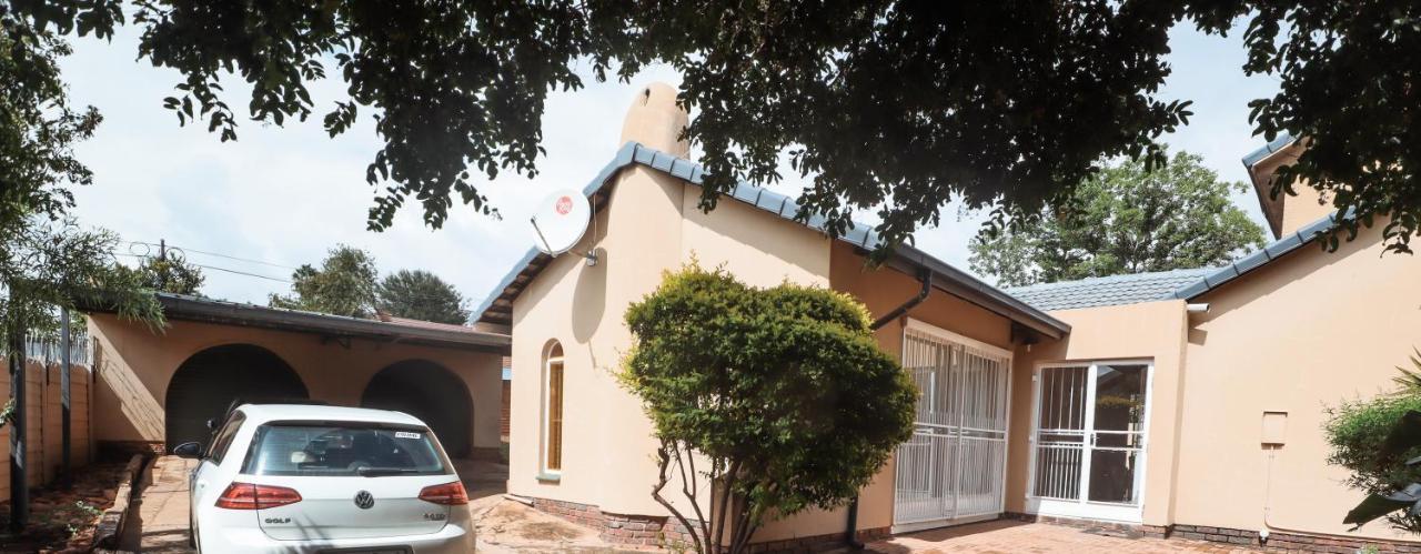 Menlyn Maine: The Exquisite Lunette Pretoria-Noord Zewnętrze zdjęcie